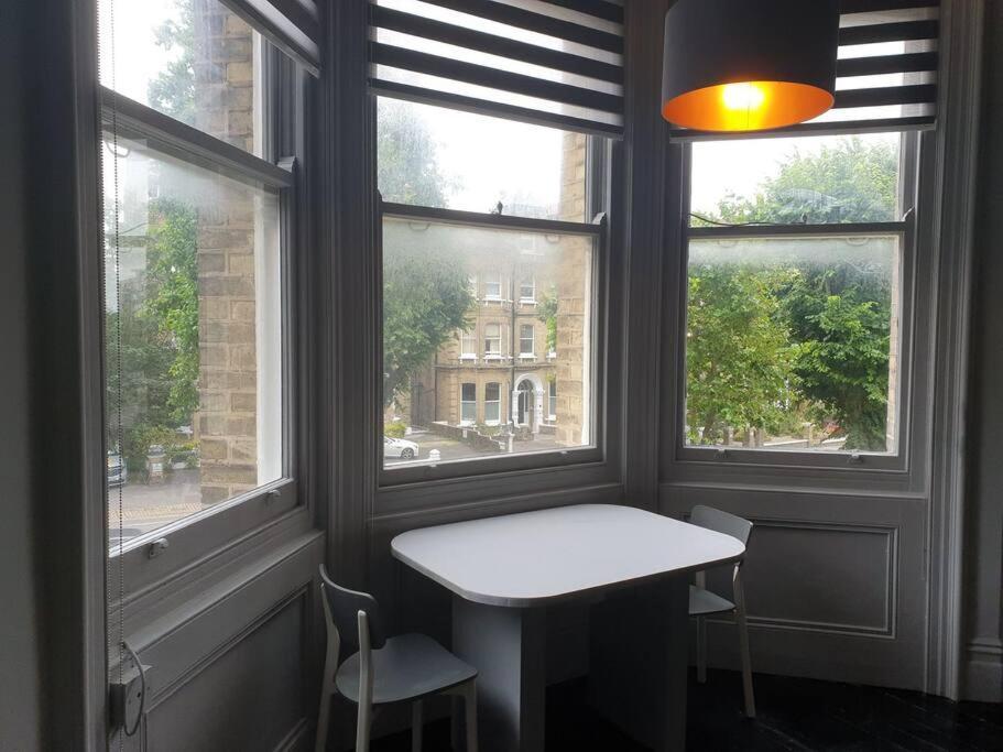 Elegant Studio In Central Hove - 5 Min Walk To Beach - 10 Min To برايتون المظهر الخارجي الصورة