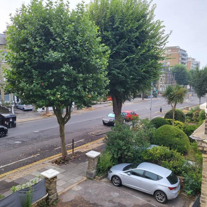 Elegant Studio In Central Hove - 5 Min Walk To Beach - 10 Min To برايتون المظهر الخارجي الصورة