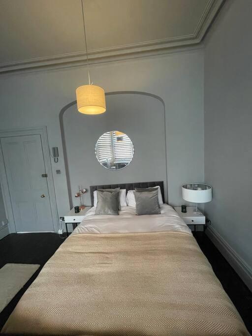 Elegant Studio In Central Hove - 5 Min Walk To Beach - 10 Min To برايتون المظهر الخارجي الصورة
