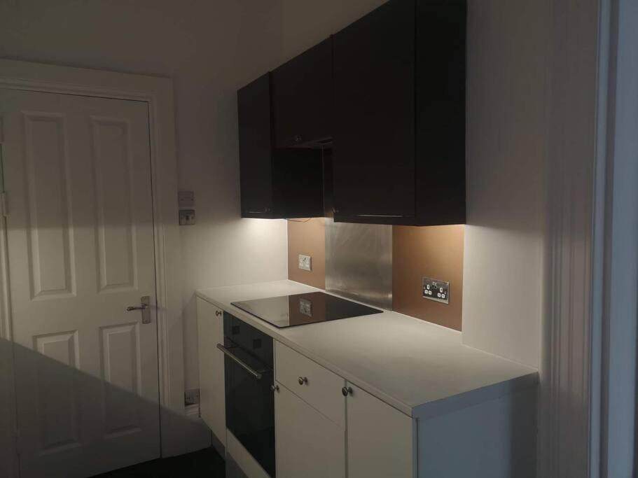 Elegant Studio In Central Hove - 5 Min Walk To Beach - 10 Min To برايتون المظهر الخارجي الصورة