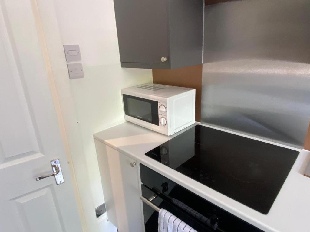Elegant Studio In Central Hove - 5 Min Walk To Beach - 10 Min To برايتون المظهر الخارجي الصورة